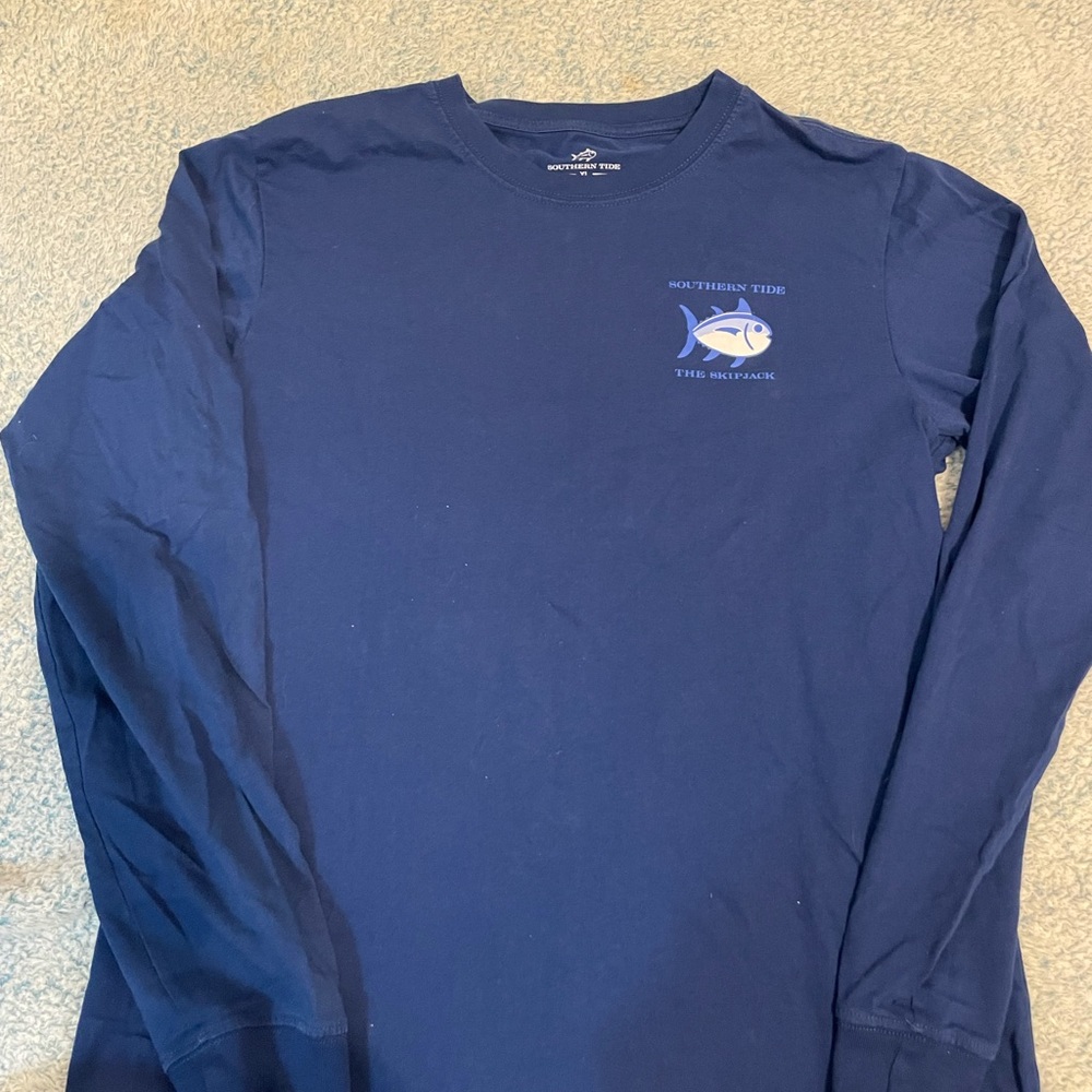 Southern Tide T shirt